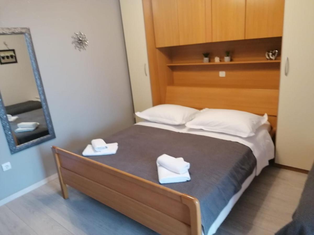 Apartments Moso Tucepi Luaran gambar